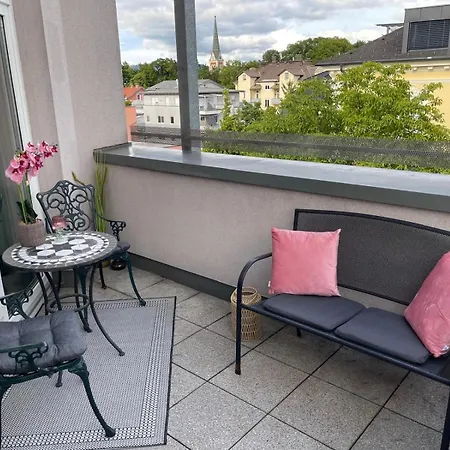 Luxurioeses 85m2 Mit Infrarotkabine Und Parkplatz Apartament